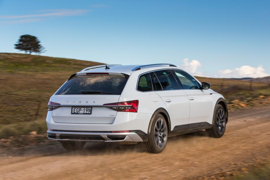  Skoda Superb Scout (3V) 2020 года  (AU) (фото 19 из 35)